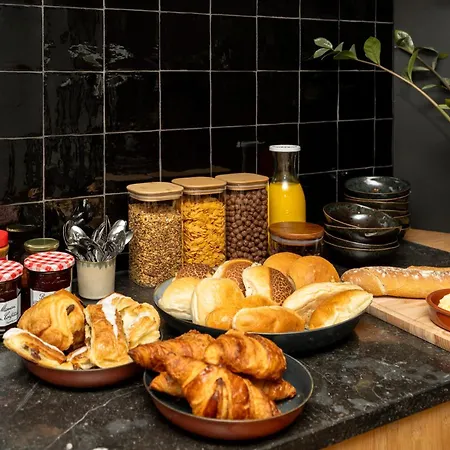 A Place Antwerp - Boutique Hotel Emile-3